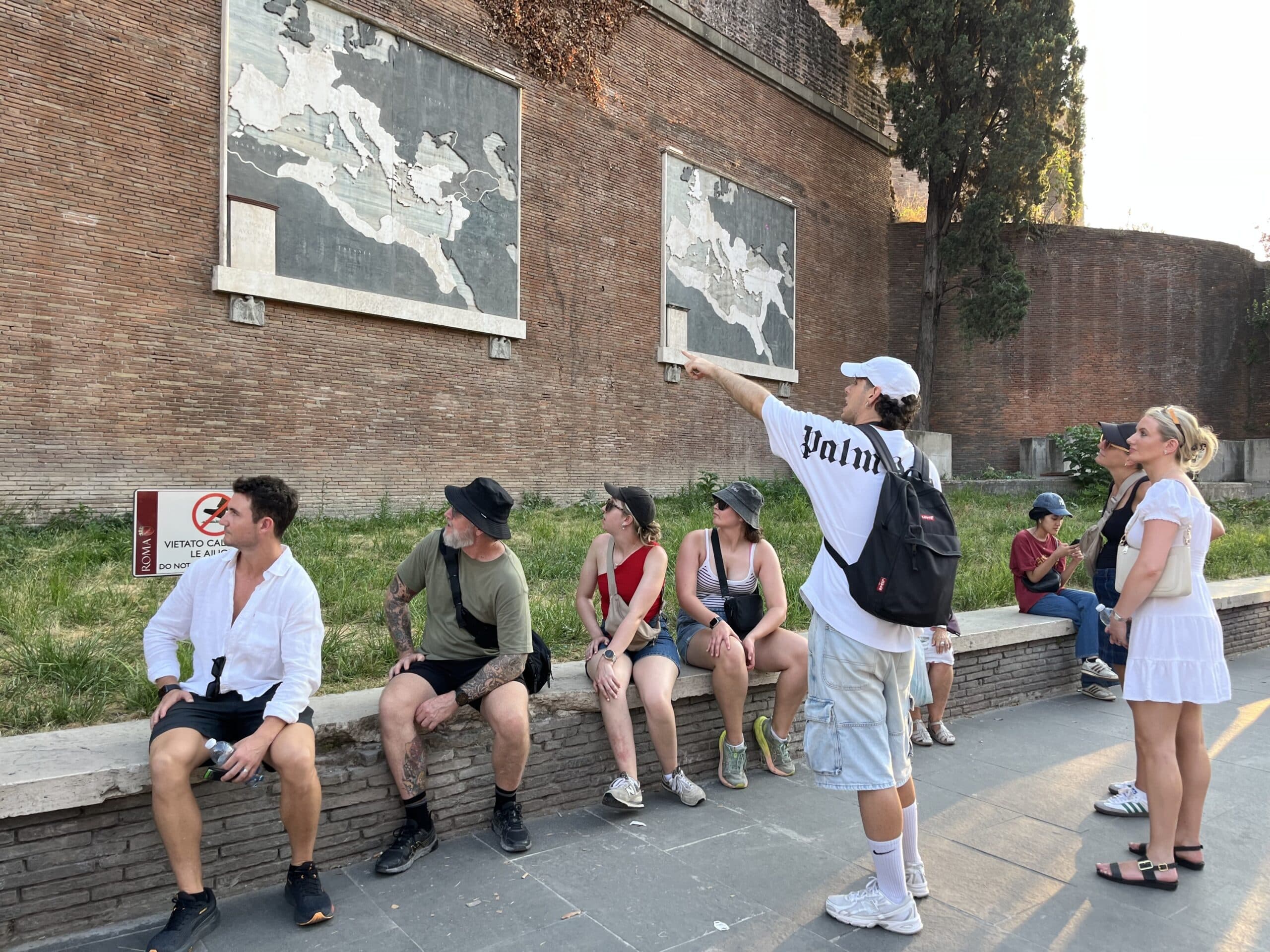 Colosseum And Ancient Rome Free Walking Tour 2